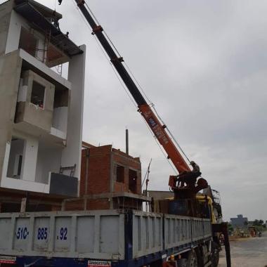 Gi&aacute; Vận Chuyển H&agrave;ng Xe Cẩu
