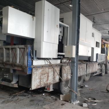 Xe Cẩu H&agrave;ng Chuy&ecirc;n Nghiệp H&agrave;ng Đầu | C&ocirc;ng Ty Vận Tải Quang Tiến