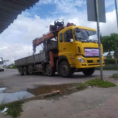 Thu&ecirc; Xe Cẩu Cho C&ocirc;ng Tr&igrave;nh | Xe Cẩu Quang Tiến