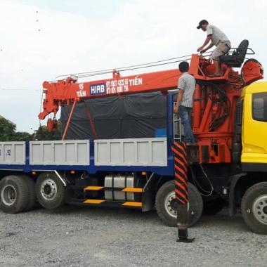 Cho Thu&ecirc; Xe Cẩu 5 Tấn - Dịch Vụ Vận Tải