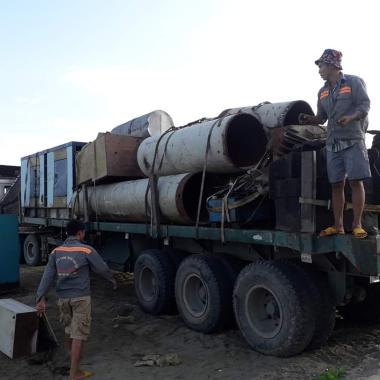 C&ocirc;ng Ty Vận Tải Quang Tiến Xe Cẩu H&agrave;ng 80 Tấn Nhanh Ch&oacute;ng Gi&aacute; Rẻ 