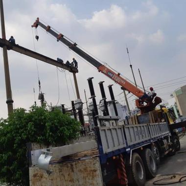Vận Tải H&agrave;ng Bằng Xe Cẩu Quang Tiến