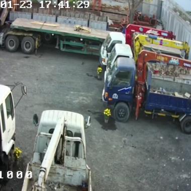 Đơn Vị Thu&ecirc; Xe Cẩu Gi&aacute; Rẻ TPHCM : 0918.880.796 ( Mr. Tiến)