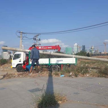 Gi&aacute; Thu&ecirc; Xe Cẩu 100 Tấn Chuy&ecirc;n Dụng 