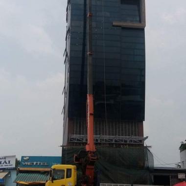 N&acirc;ng Cẩu H&agrave;ng Ho&aacute; TPHCM 
