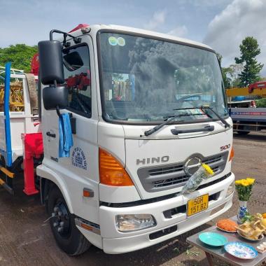 Xe Cẩu H&agrave;ng Quận 1