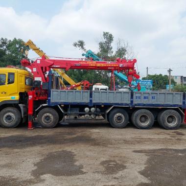 Xe Cẩu H&agrave;ng Quận 4