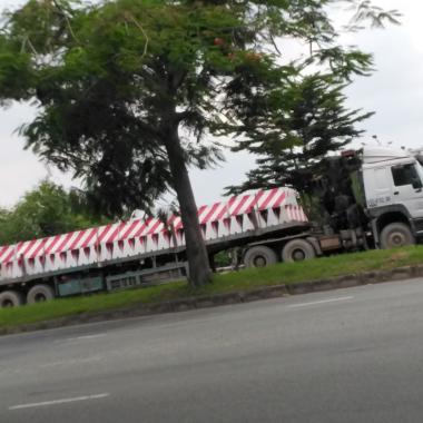Cần Thu&ecirc; Đơn Vị N&acirc;ng Cẩu Thiết Bị M&aacute;y M&oacute;c