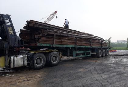 hình ảnh Xe Cẩu Củ Chi