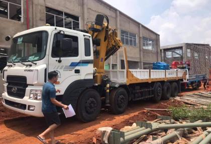 hình ảnh Vận Tải Quang Tiến | C&ocirc;ng Ty Cho Thu&ecirc; Xe Cẩu 5 Tấn
