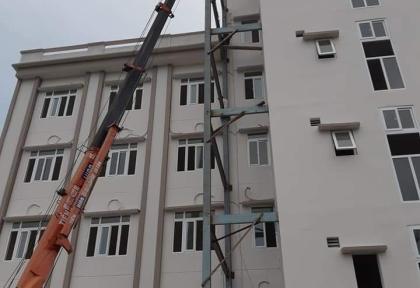 hình ảnh Dịch Vụ Cho Thu&ecirc; Xe Cẩu H&agrave;ng 