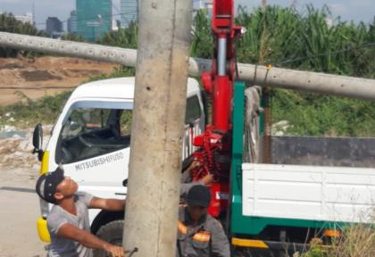hình ảnh  Thu&ecirc; Xe Cẩu 5 Tấn