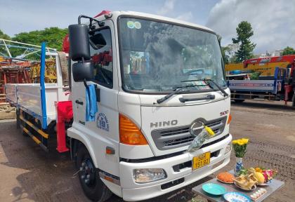hình ảnh Xe Cẩu H&agrave;ng Quận 1