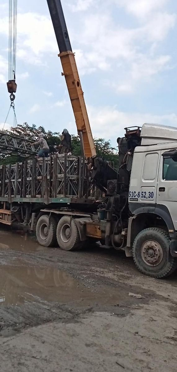 Các dịch vụ thuê xe cẩu quang tiến